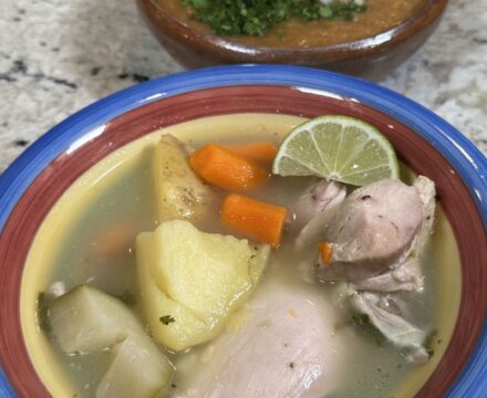 Caldo de Pollo