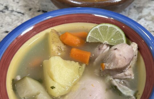 Caldo de Pollo