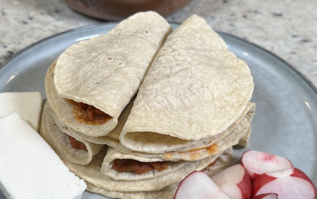 Tacos de Frijoles con Longaniza